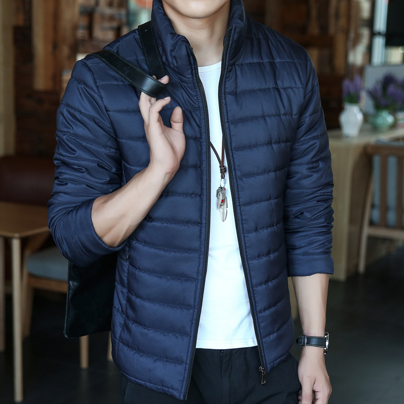 Venta al por mayor de los hombres Chaqueta corta de cuello alto de algodón-acolchado chaqueta caliente delgada de invierno engrosada Chaqueta de algodón acolchado ropa de los hombres