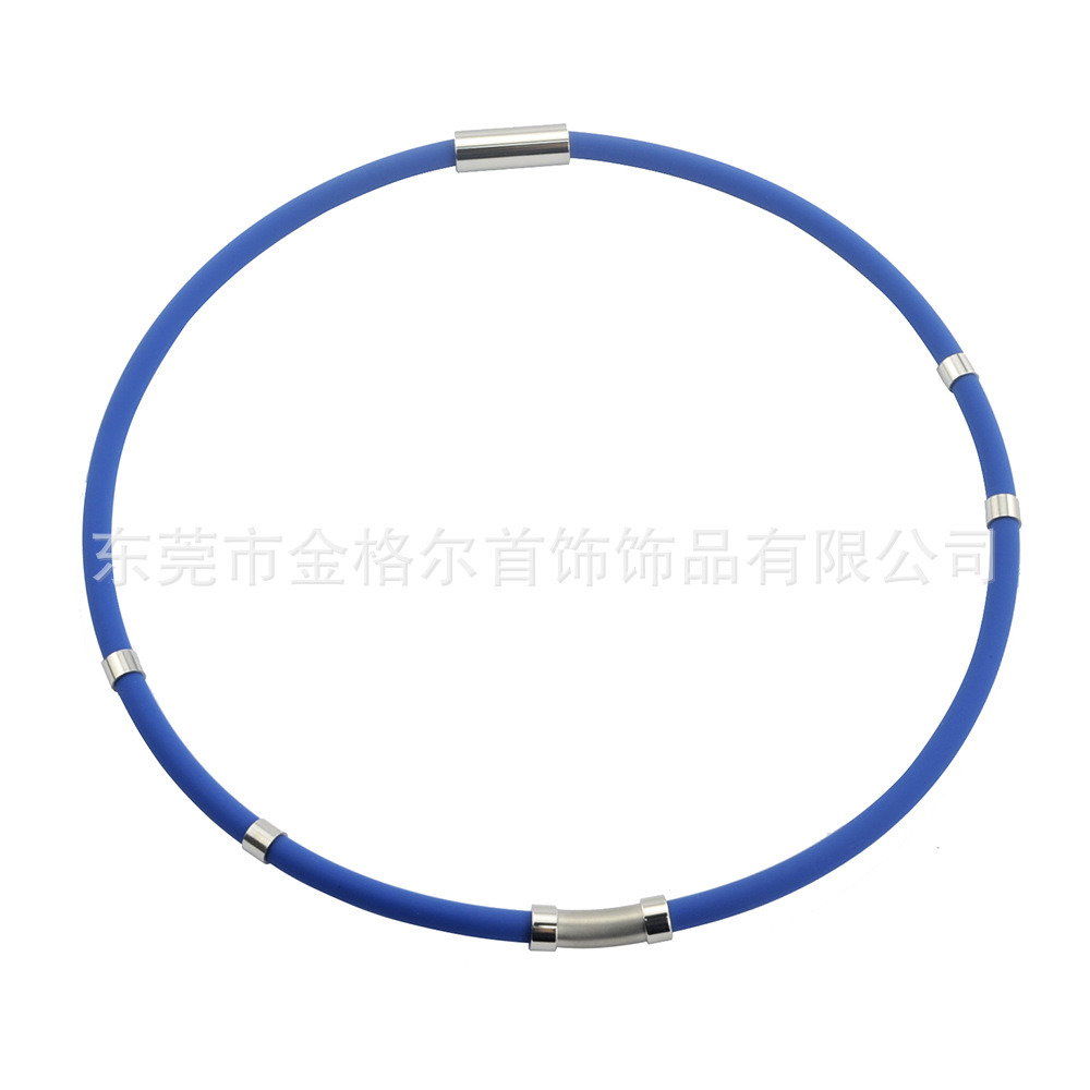 Estilo europeo y americano de silicona anión energía collar de hombres y mujeres terapia magnética hebilla collar versátil moda deportes cuello anillo al por mayor