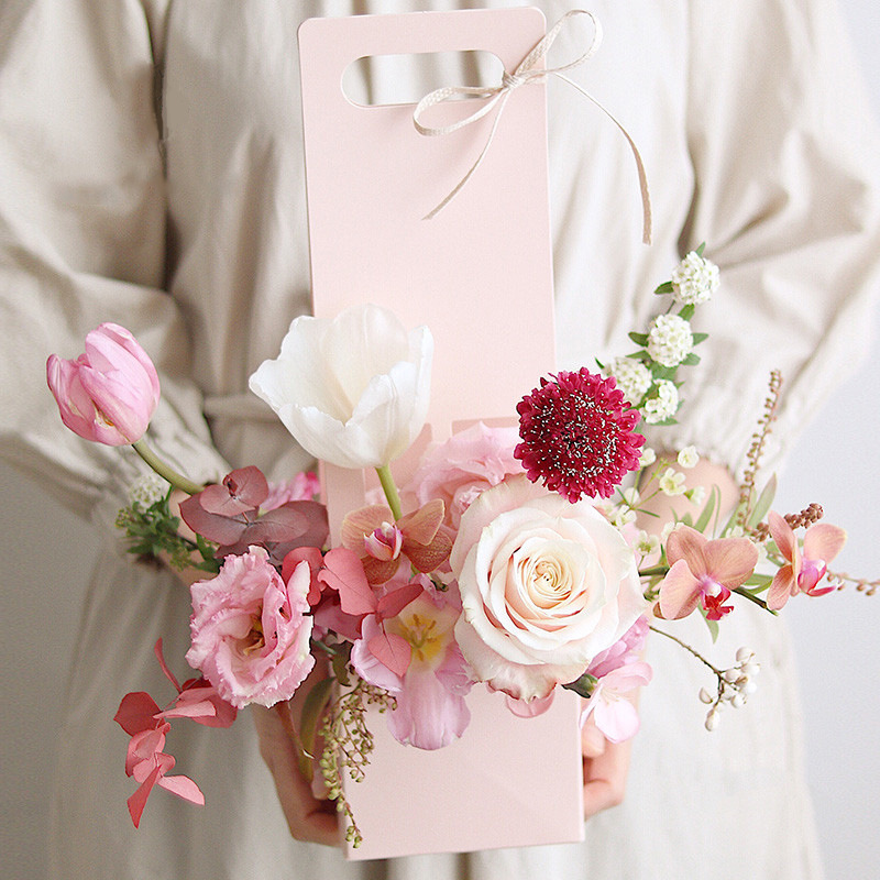 Cesta de flores de papel para llevar, caja para arreglos florales del Día de la Madre, materiales para envolver flores, caja de flores portátil, bolsa de papel kraft para flores.