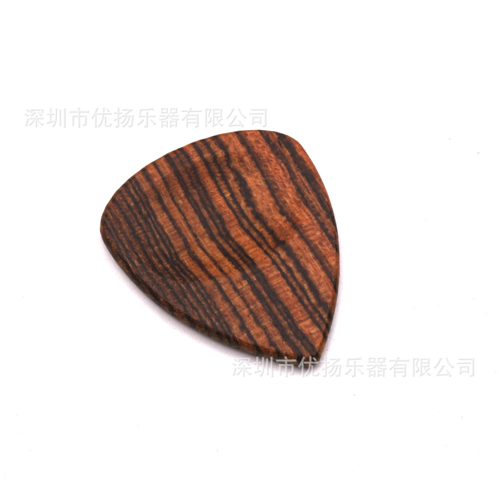 Tallado logo guitarra de madera Pick madera metralla Folk Bass ukulele Pick Guitar Accesorios