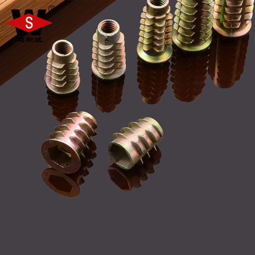 Diswe wholesale furniture hardware accessories zinc alloy internal and external teeth embedded iron stab nut trapezoidal nut