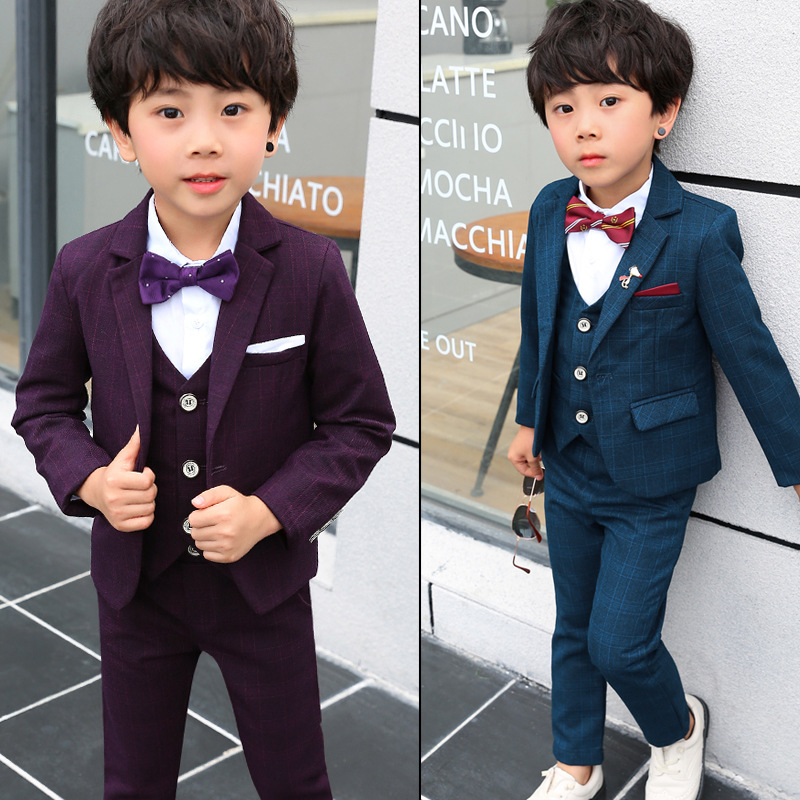 Spring children's dress for boys