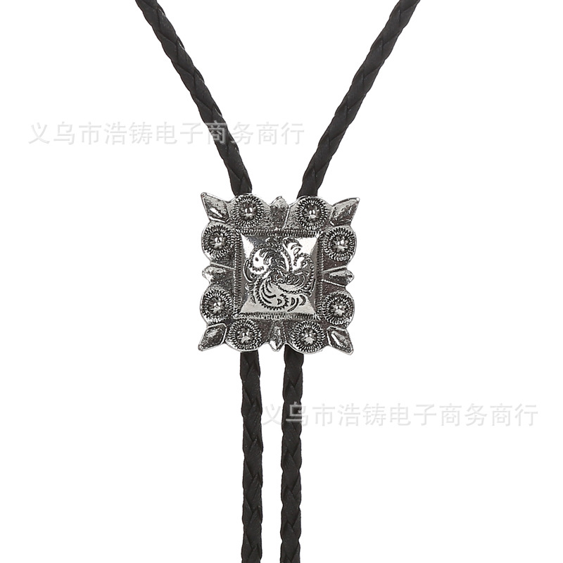 Cuadrado Tang hierba patrón tailandés plata