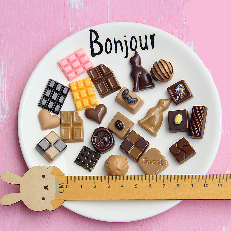 Tamaño pequeño resina simulación accesorios de chocolate mini postre decoración de la casa DIY caja del teléfono pendientes accesorios de la joyería