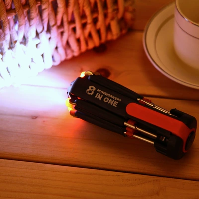 Qəza çəkici screwdriver with LED