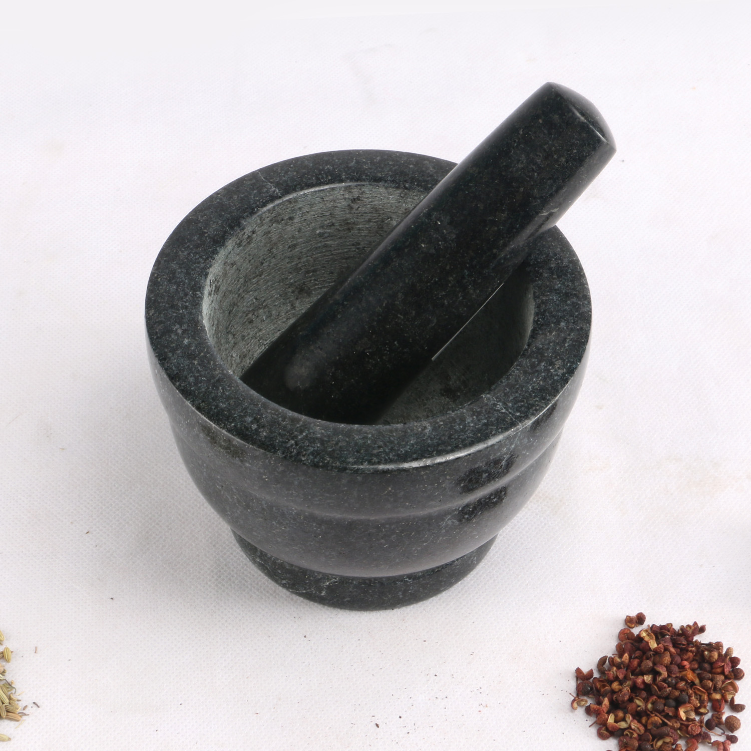 ���ֻ�����ʯ�ʺ�ɫ14��������в������ʯ������Ӽ��ó�������