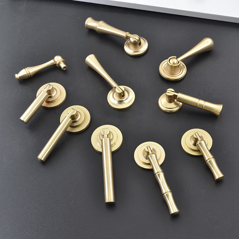 Fábrica nuevo estilo chino solo agujero cobre cepillado mango cajón gabinete mango antiguo colgante zapato gabinete estantería mango