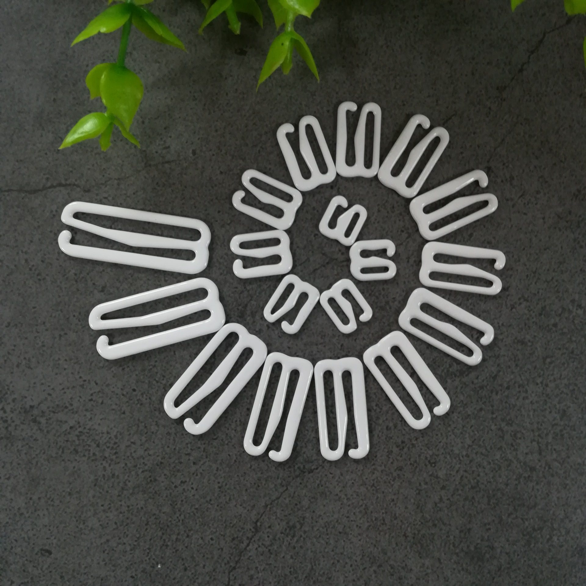 内衣五金配件089字防滑扣各个规格文胸铁合金尼龙包胶扣9字调节扣