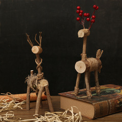 Nordic-style original wooden artistic and creative handmade couple's deer desktop decoration craft animal figurine gift