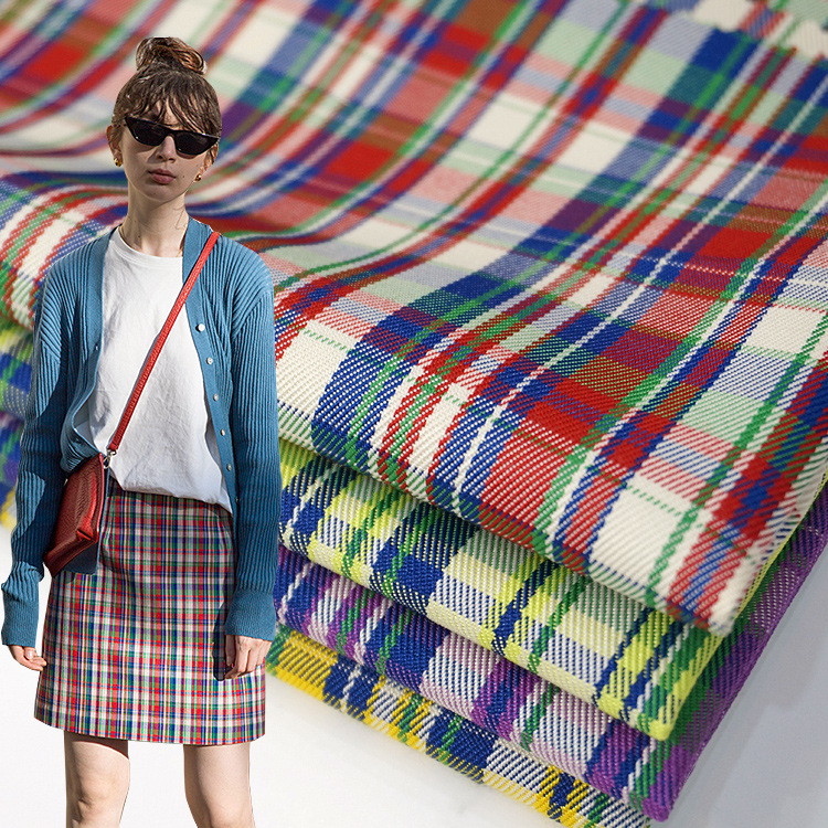 涤纶色织格子面料春秋女装外套西装套装半裙布料JK制服裙格子布