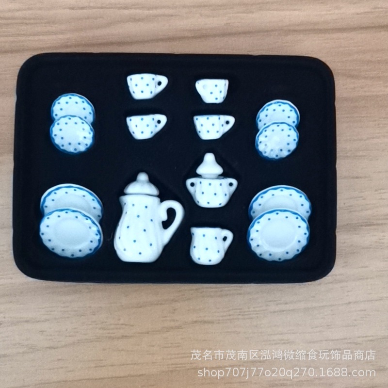 Accesorios de casa de muñecas de tela pequeña modelo en miniatura accesorios de soldado mini simulación juego de té de cerámica conjunto de 17 piezas
