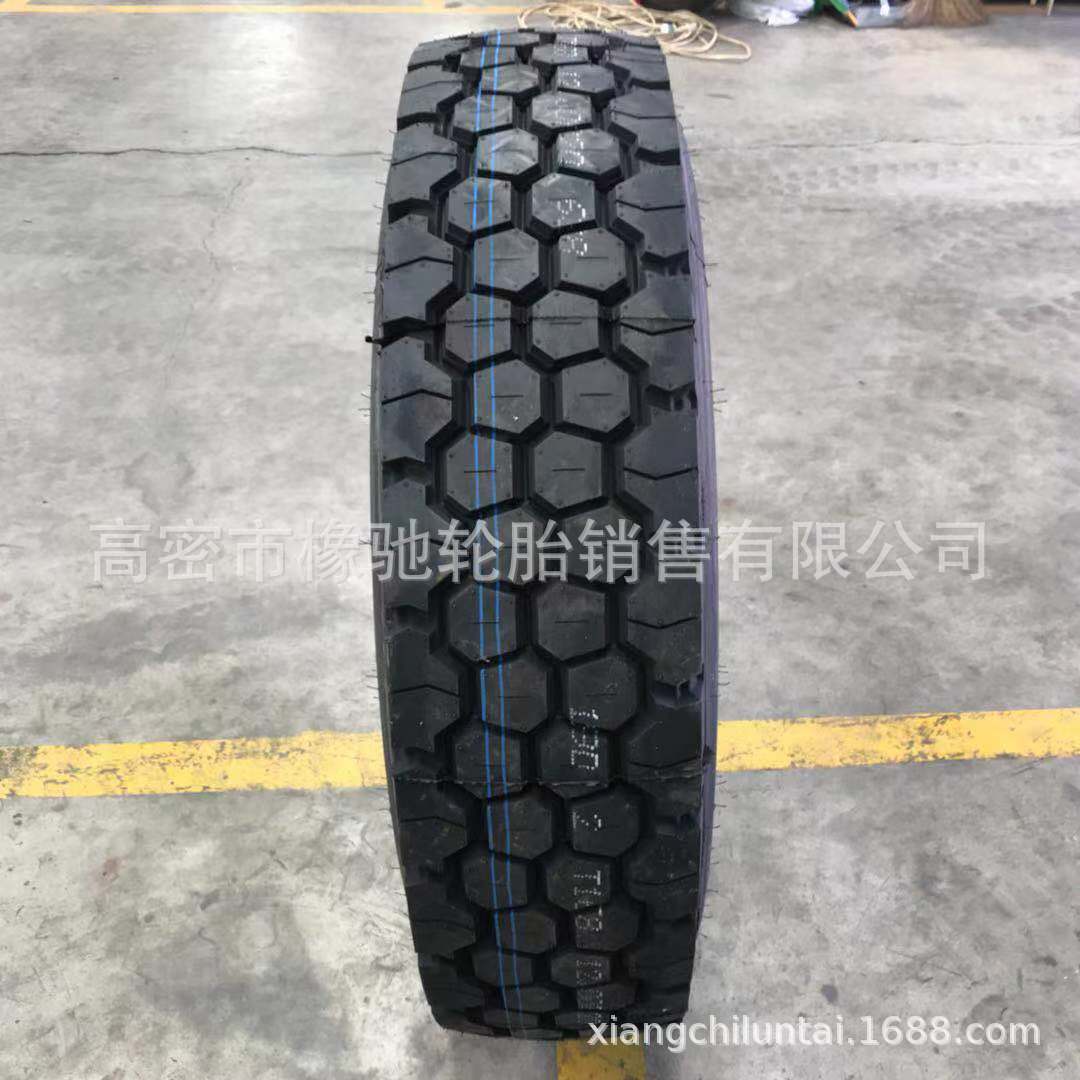 载重卡车拖挂车钢丝胎1100 1200 11.00 12.00R20全钢丝轮胎