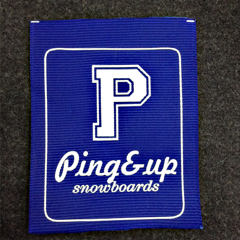 Suministro transfronterizo de marcas de cuello de oro y plata en caliente, marcas principales, marcas de seda, marcas de lavado, marcas comerciales, marcas comerciales, marcas de tela de fabricantes