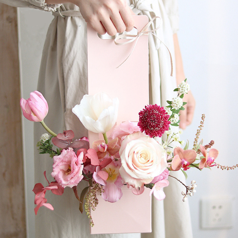 Cesta de flores de papel para llevar, caja para arreglos florales del Día de la Madre, materiales para envolver flores, caja de flores portátil, bolsa de papel kraft para flores.