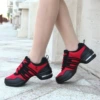 760 black red