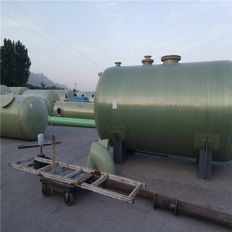 供应河南玻璃钢聚合氯化铝 氯化铁储罐 立式罐 耐腐蚀抗老化