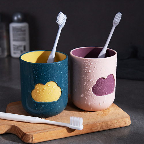Brush your teeth, rinse your mouth with plastic cups for adults and children, creative cloud couple thickened non-slip round toothbrush cups