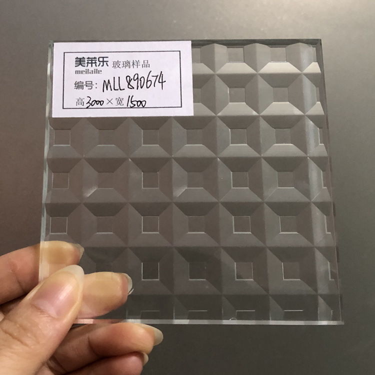 Computer Engraving Glass Crystal Checkered Car Engraving Glass Electric Engraving Car Flower Glass Xiongan Guangzhou
