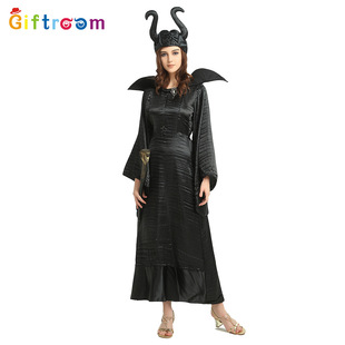 ���������Ɍ����bcosplayħ��-����Ů����Ѫ�����`��̨��ɫ���ݷ�