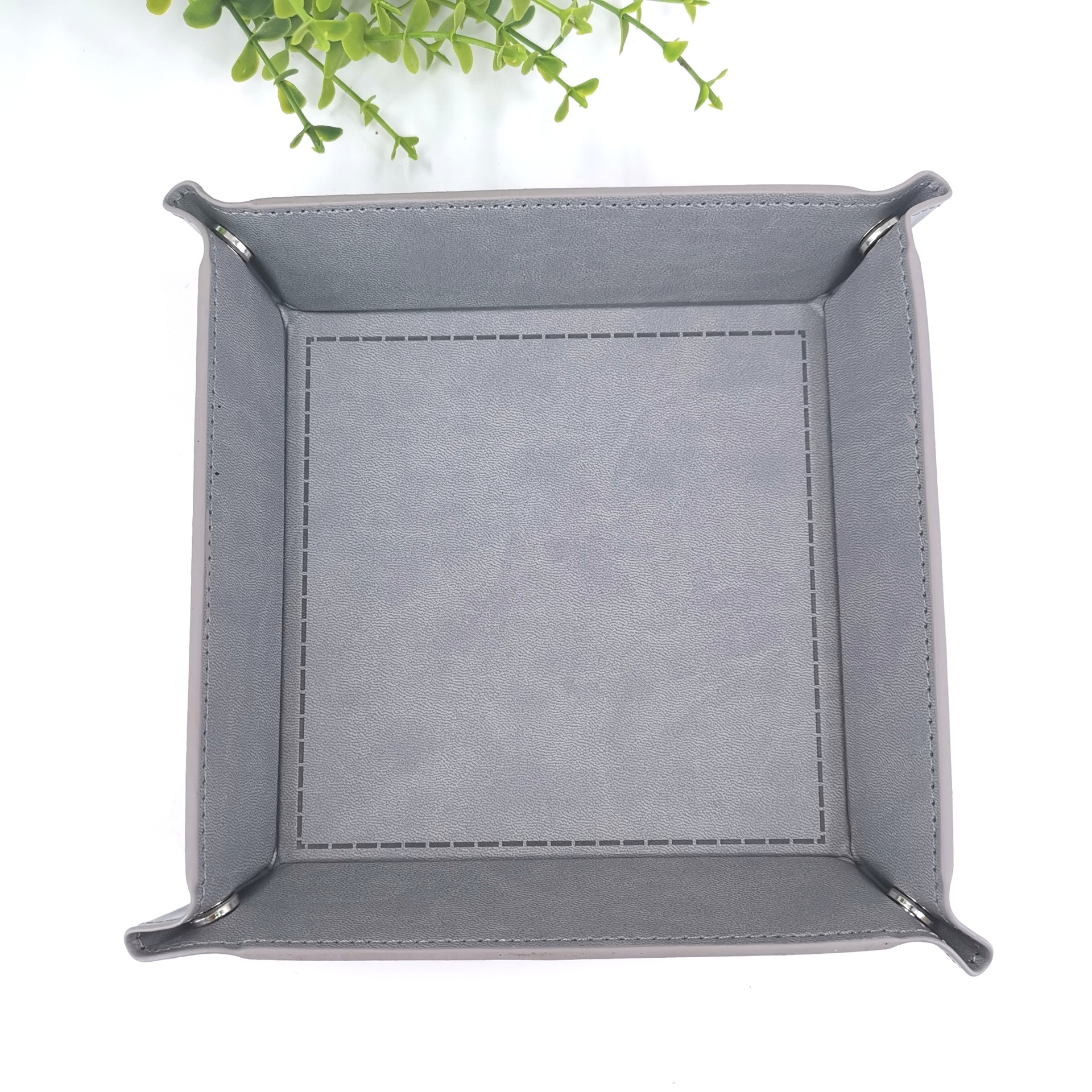 En stock pu palillos de cuero bandeja de cuatro esquinas plegable juego palillos bandeja de almacenamiento