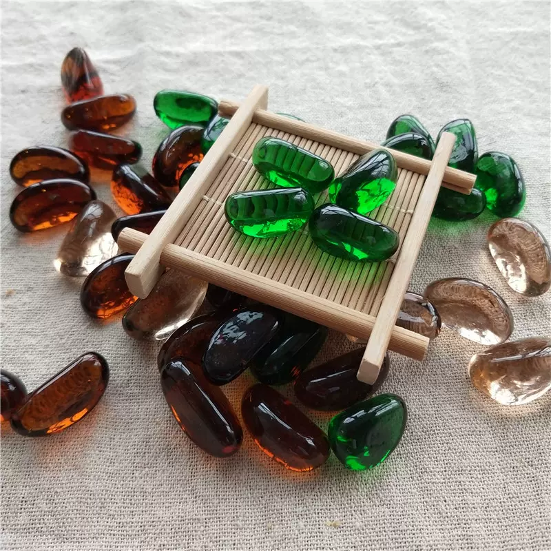 供应腰果挖宝石鱼缸装饰水族箱底铺面腰果石玻璃扁珠不规则玻璃珠