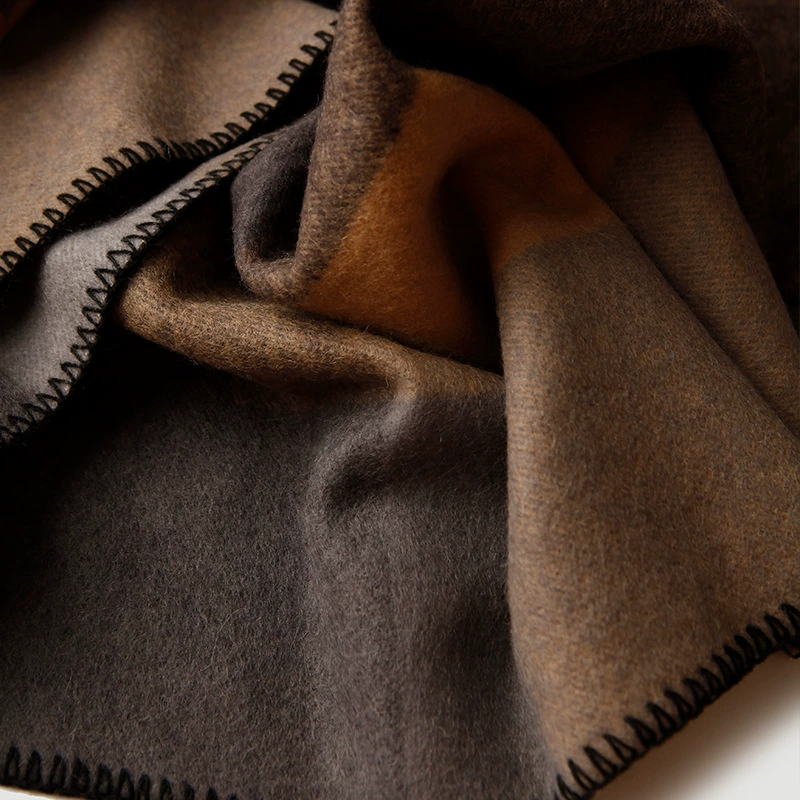 Woolen duvet, sofa for traveling, keep warm cloak, increased thickness