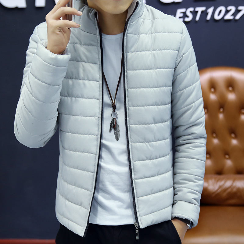 Venta al por mayor de los hombres Chaqueta corta de cuello alto de algodón-acolchado chaqueta caliente delgada de invierno engrosada Chaqueta de algodón acolchado ropa de los hombres
