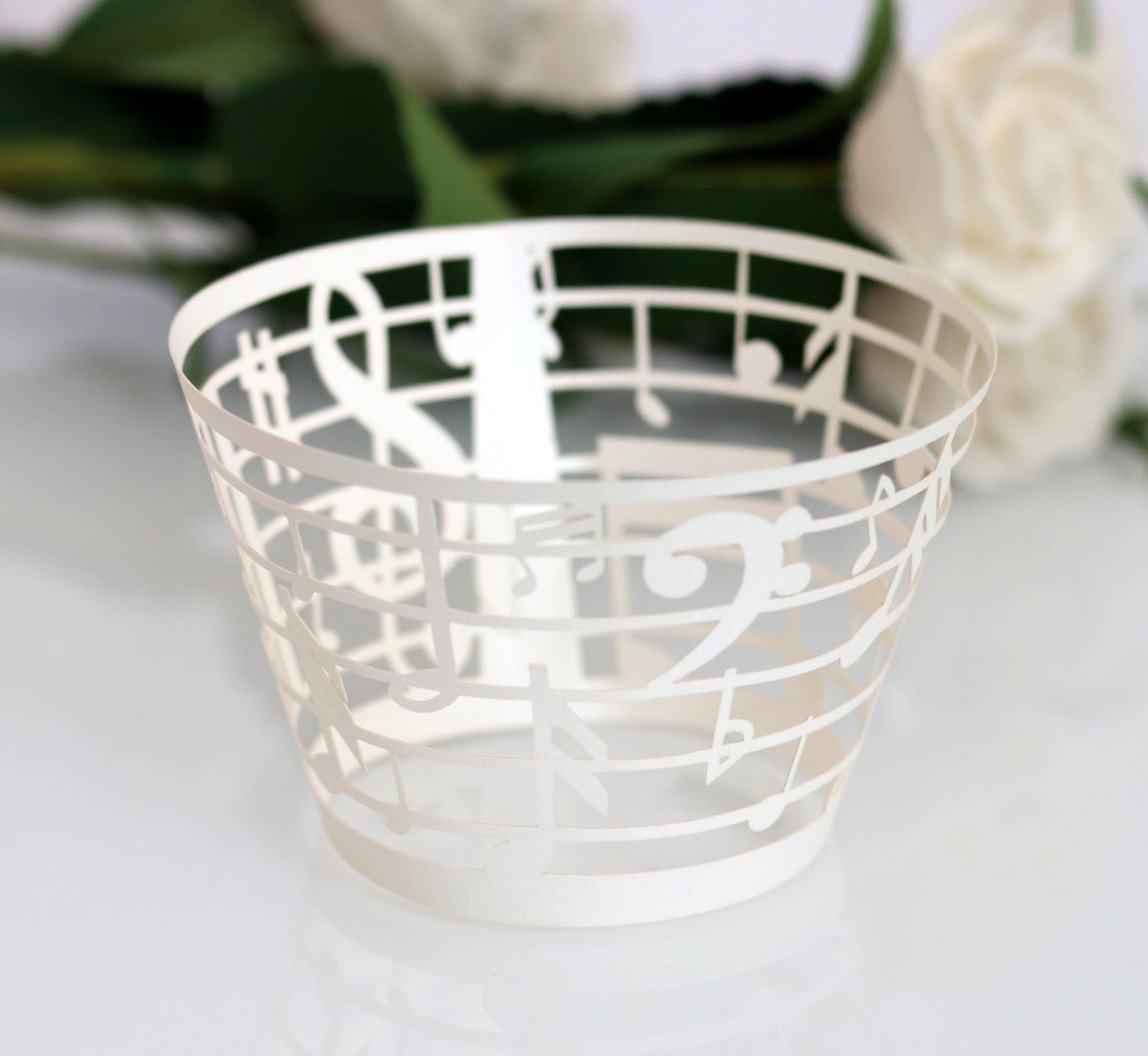 Láser transfronterizo hueca taza de papel pastel borde de papel nota negra tema musical pentagrama decoración taza de papel encaje