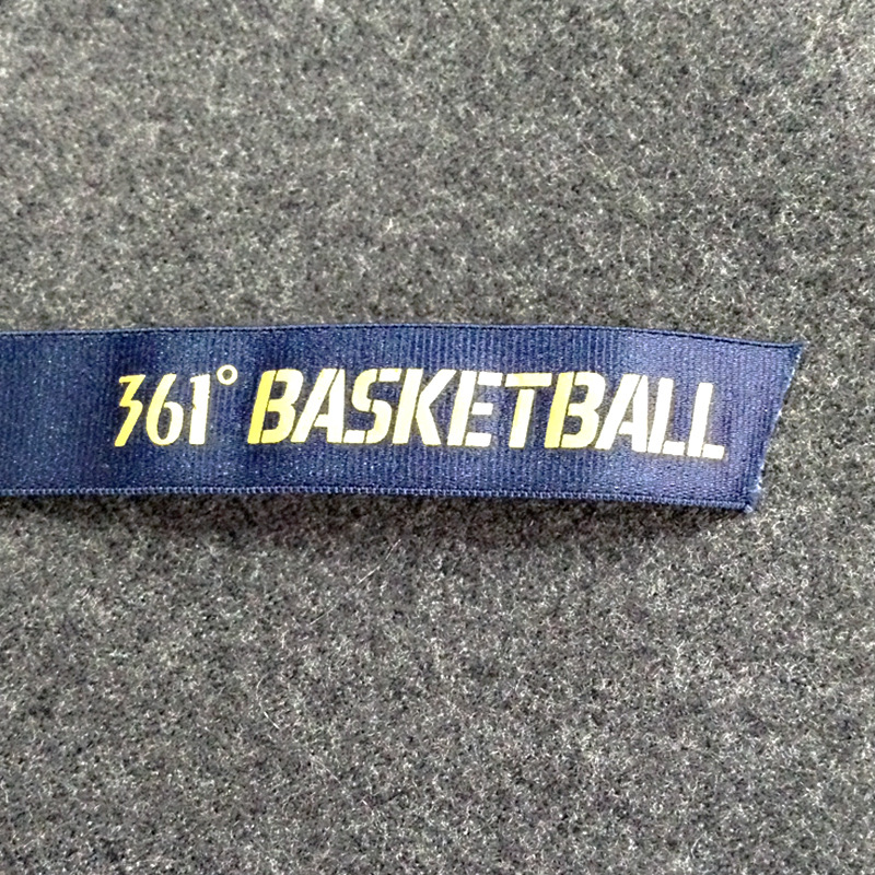 Suministro transfronterizo de marcas de cuello de oro y plata en caliente, marcas principales, marcas de seda, marcas de lavado, marcas comerciales, marcas comerciales, marcas de tela de fabricantes