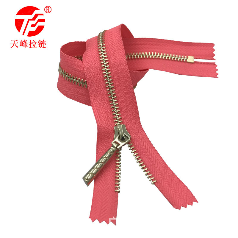 高档金属牙5号Y牙拉链闭尾黄铜拉链广东厂家生产批发顺滑拉链