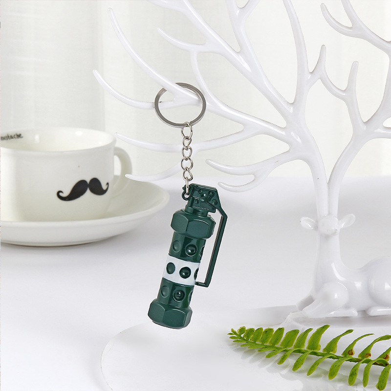 충격 폭탄 스프레이 흰색 페인트