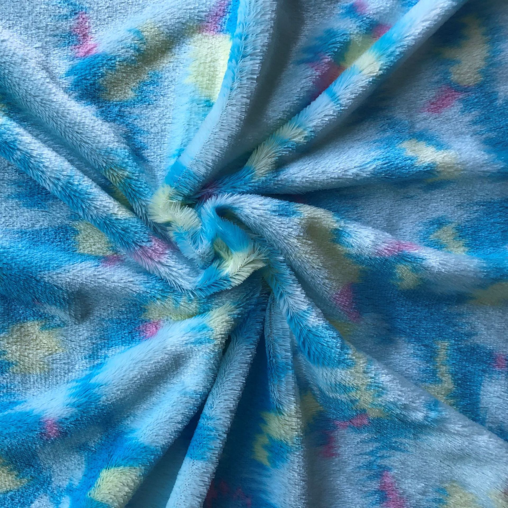 现货 天蓝色印点 PV绒 短毛绒 毛绒玩具面料 厂家直销