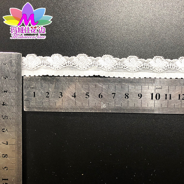 Elastic lace underwear