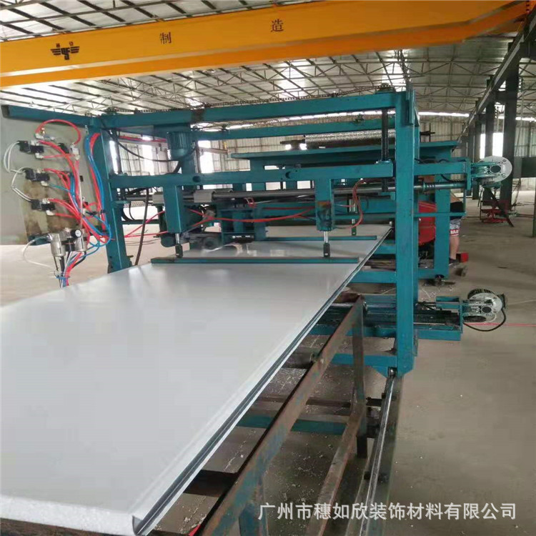 广州佛山厂家彩钢板隔墙吊顶 岩棉彩钢夹芯板隔断包安装