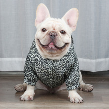 厂家批发宠物风衣个性豹纹印花狗狗服装秋款泰迪犬雪纳瑞法斗衣服