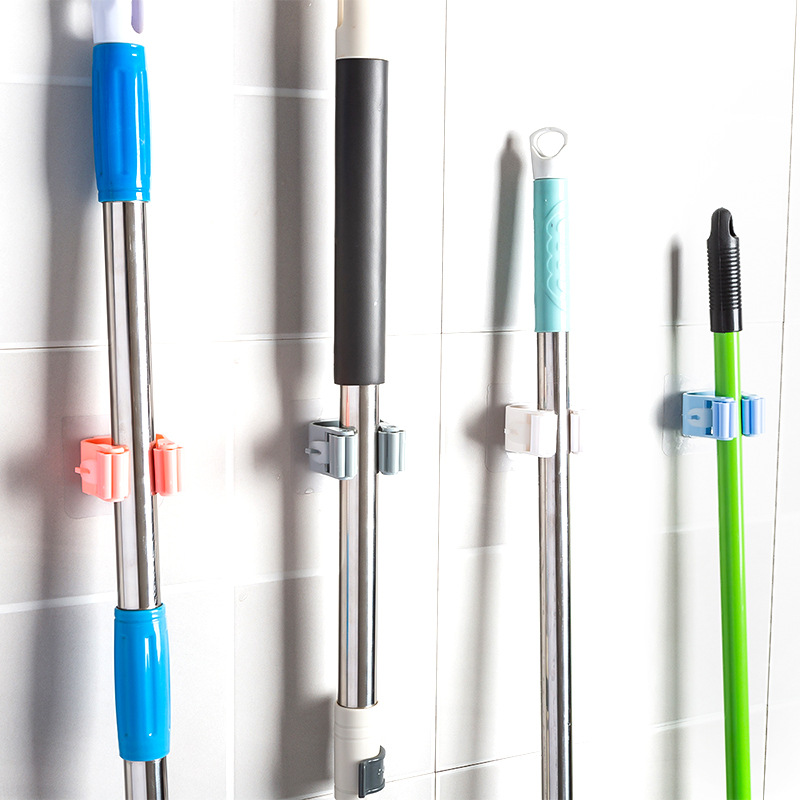 Fuerte fregona clip gancho rack pegatinas sin costuras al por mayor fregona rack Punch-libre pared colgante fregona hebilla titular