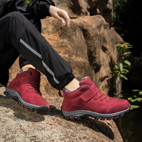 Men's Anti-slip Couple Comfort Sports Shoes for Autumn/Winter Outdoor Warm Fleece Insulated Walking Shoes for Elderly and Middle-aged
