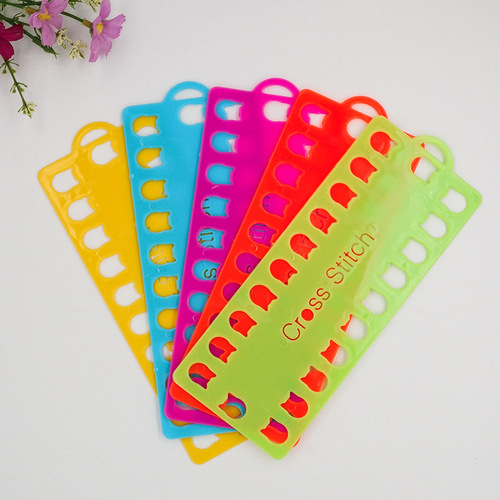 Mengfang cross stitch factory direct sales colorful plastic 20-hole threading board Suzhou embroidery embroidery special winding board