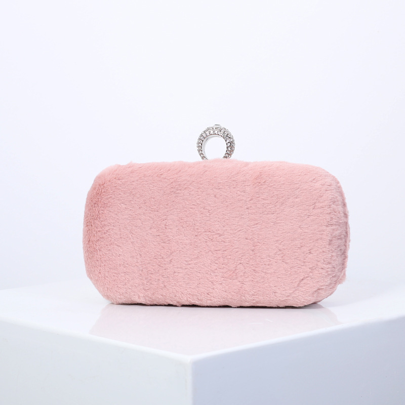 Venta caliente transfronteriza invierno piel de conejo cena bolsa de alto grado vestido embrague rojo nupcial bolsa chaozhou ventas directas de la fábrica