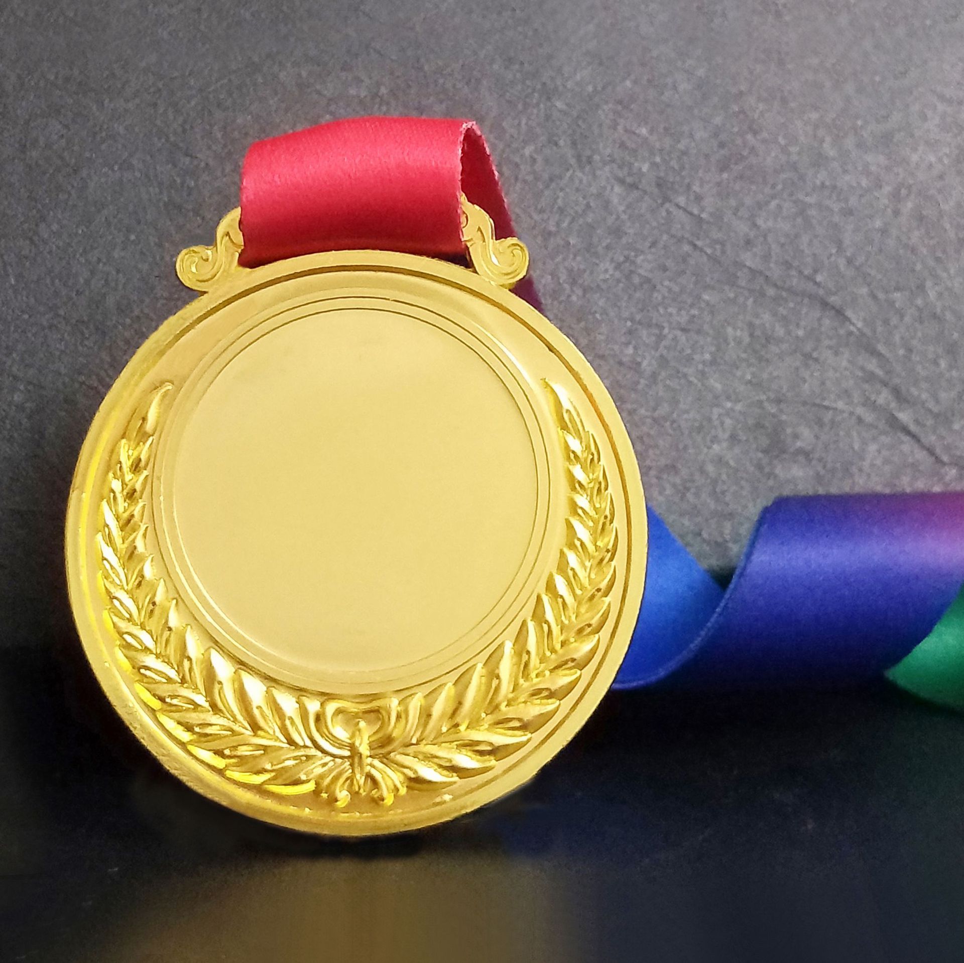 Medalla en blanco de trigo (oro)