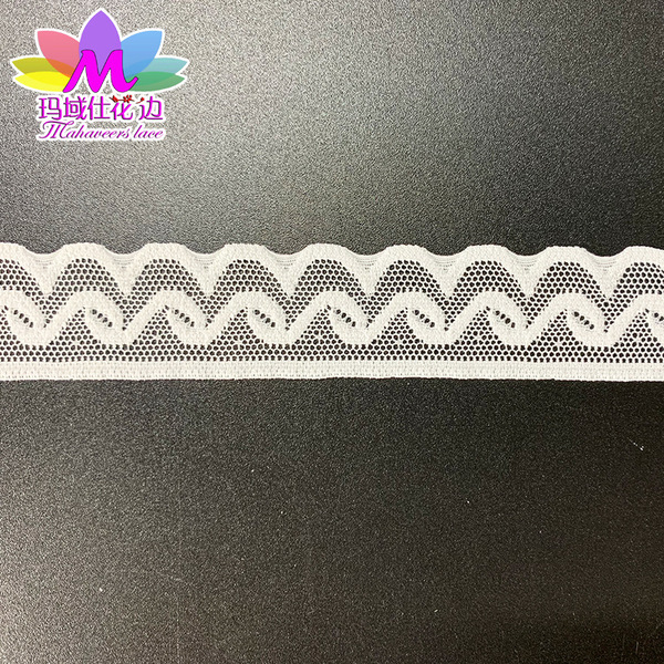 Elastic lace underwear