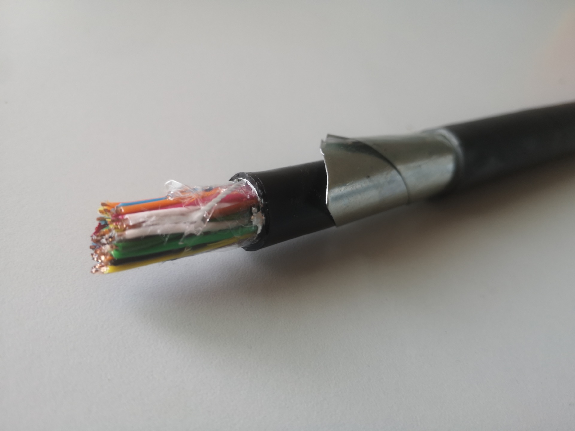 厂家优惠供应B1级轨道交通通信电缆、室内大对数