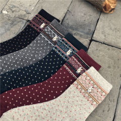 秋冬新款 彼菲兔復古圖騰風格中筒女襪 日系民族風提花休閒棉襪子