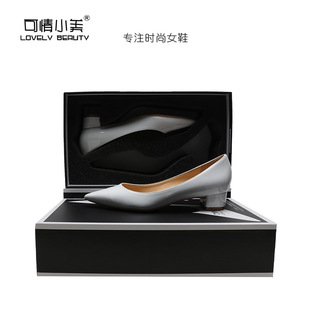 �ָ���ЬŮ��Ƥ�и��͸��IЬһ�����l�F؛3cm��a��ɫ�߸�ЬŮ