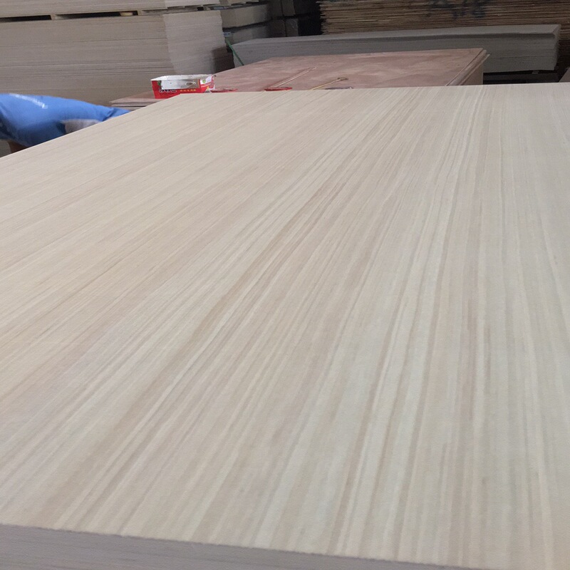 Professional production of E1 technology Wood flat furniture board plywood furniture board JAS certification Europe and America