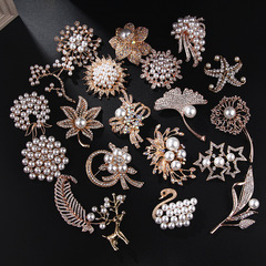 Lanhao hot selling Japanese and Korean fashion full pearl swan rhinestone flower brooch corsage women's accessories factory direct sale