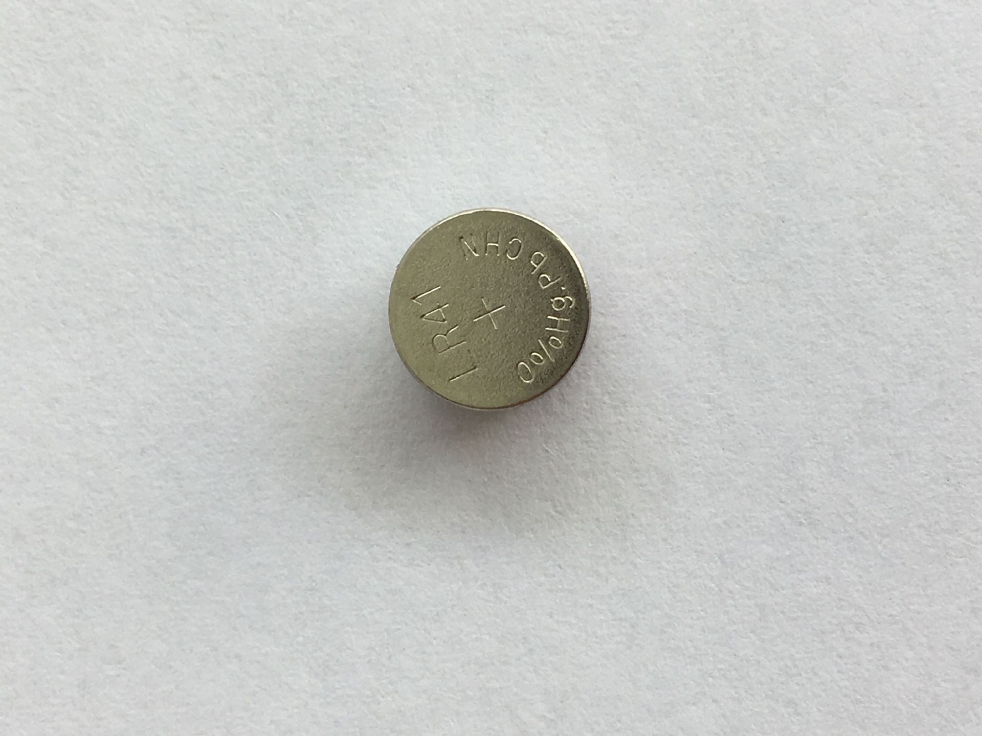 LR41玩具手指灯发光手表电子 1.5V防爆电池 无汞碱性锌锰钮扣电池