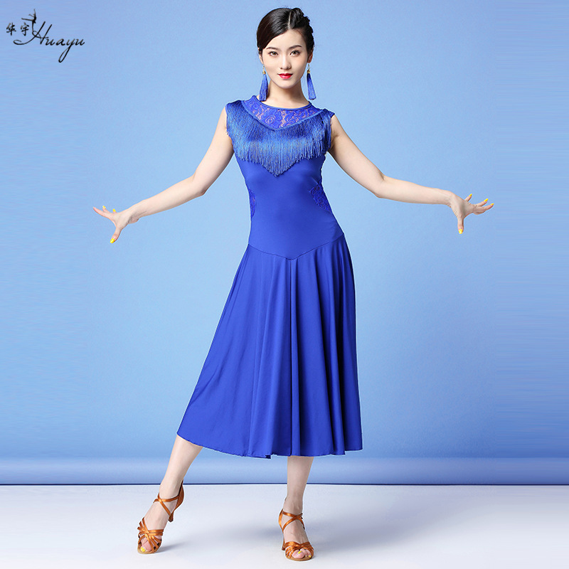 Lace sports clothing