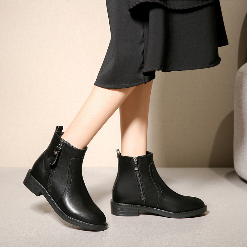 2024秋冬英伦风切尔西加绒短靴平底百搭单靴休闲短筒靴子加绒保暖