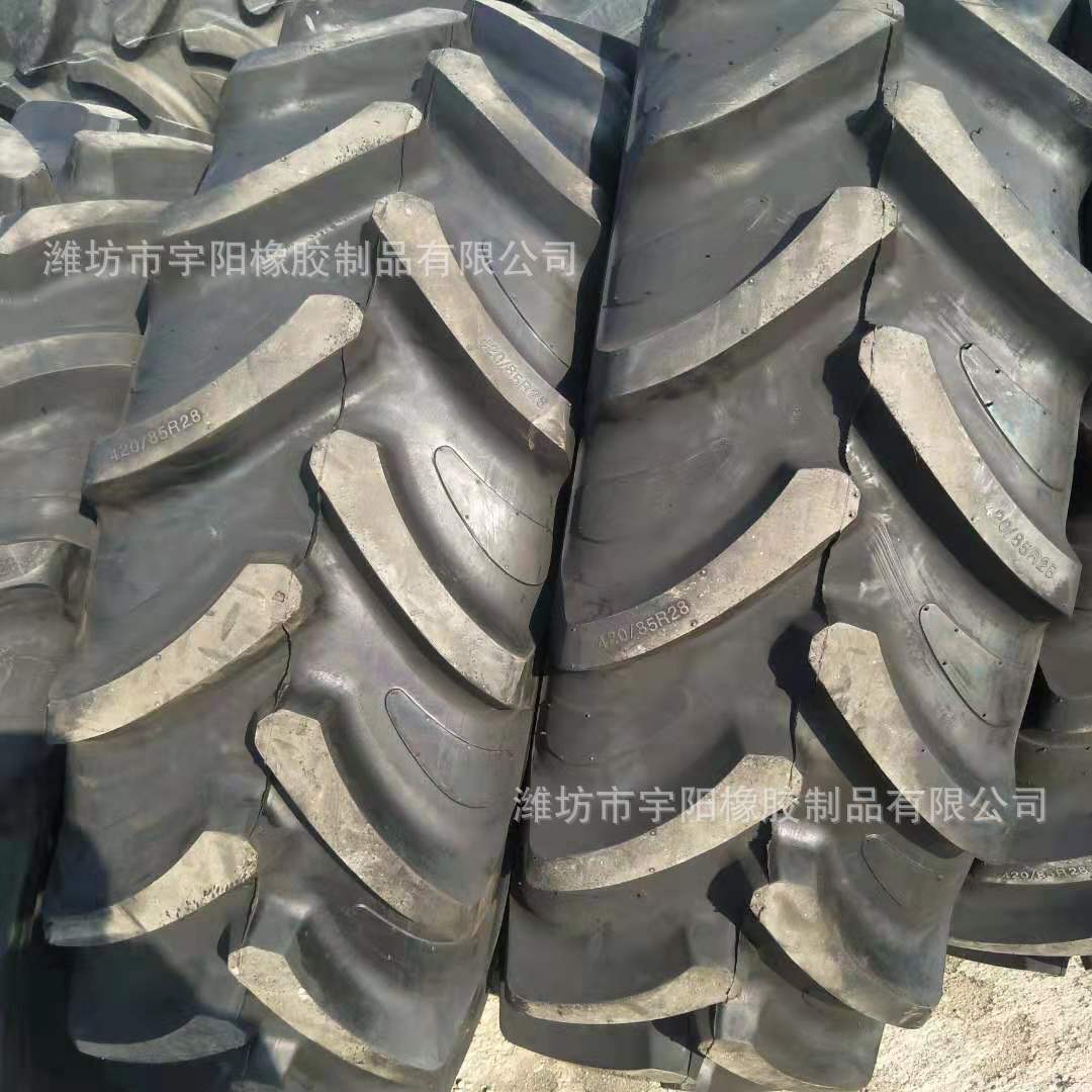 采棉机 16.9R28   钢丝真空轮胎 420/85R28